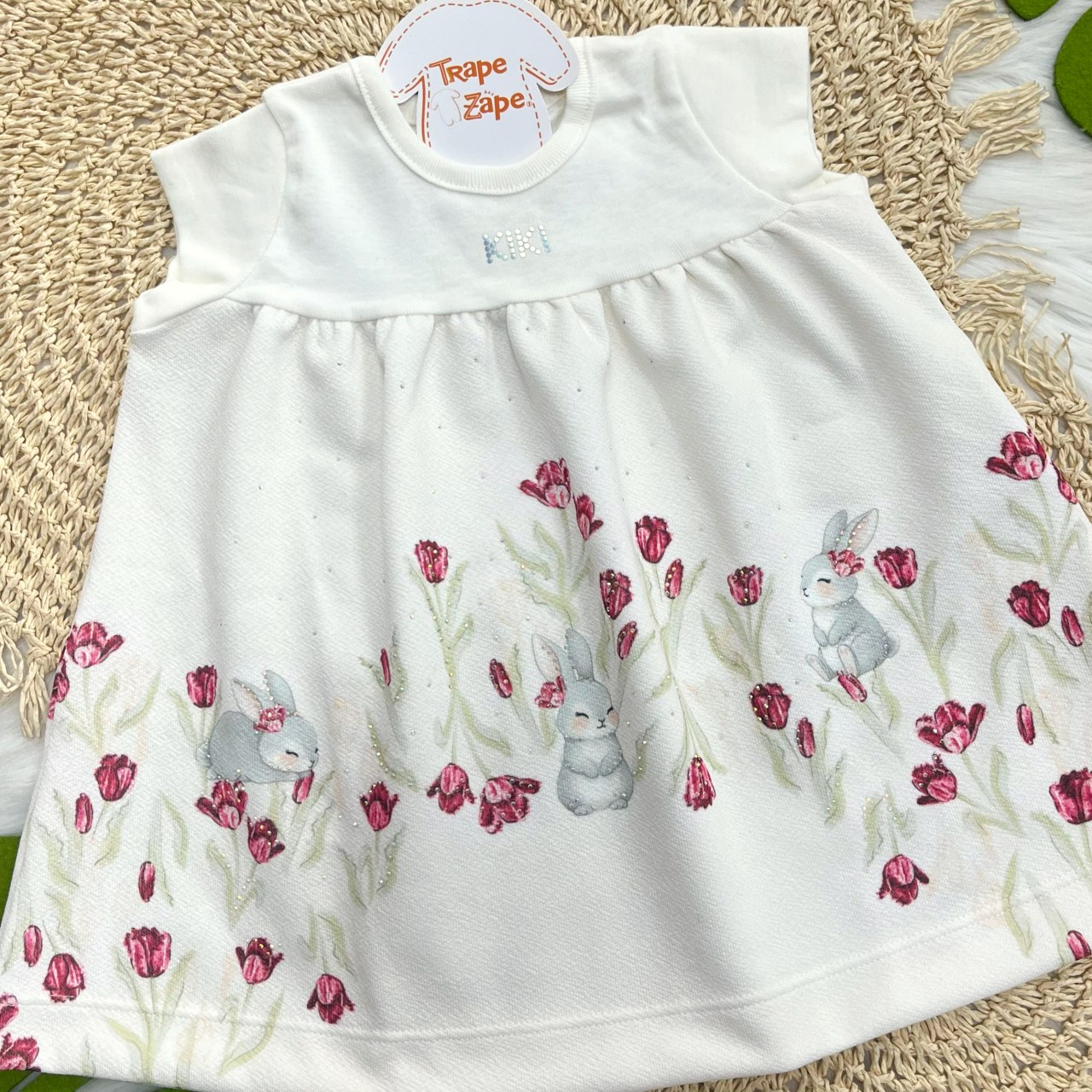 Vestido Off Floral e Colelinhos 